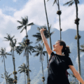Photo with palm trees in Cocora Valley, building confidence with solo travel